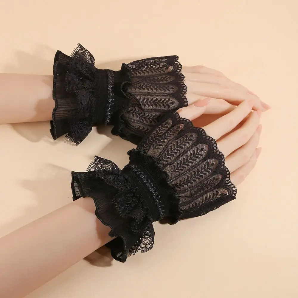 

Elegant Lace Ruffled Wrist Fake Sleeves Cuffs Comfortable Soft Lace Cuff Costume Accessory Fake Cuff Stage Performance