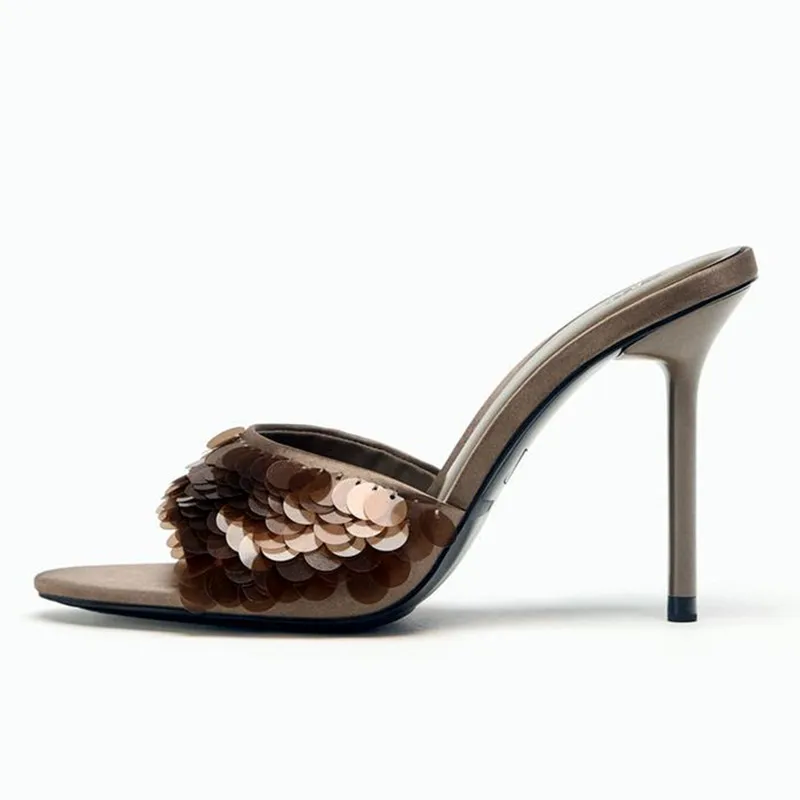 

Роскошные декоративные брендовые дизайнерские женские тапочки, пикантные шлепанцы с открытым носком, элегантные коричневые летние туфли на тонком высоком каблуке для вечеринок