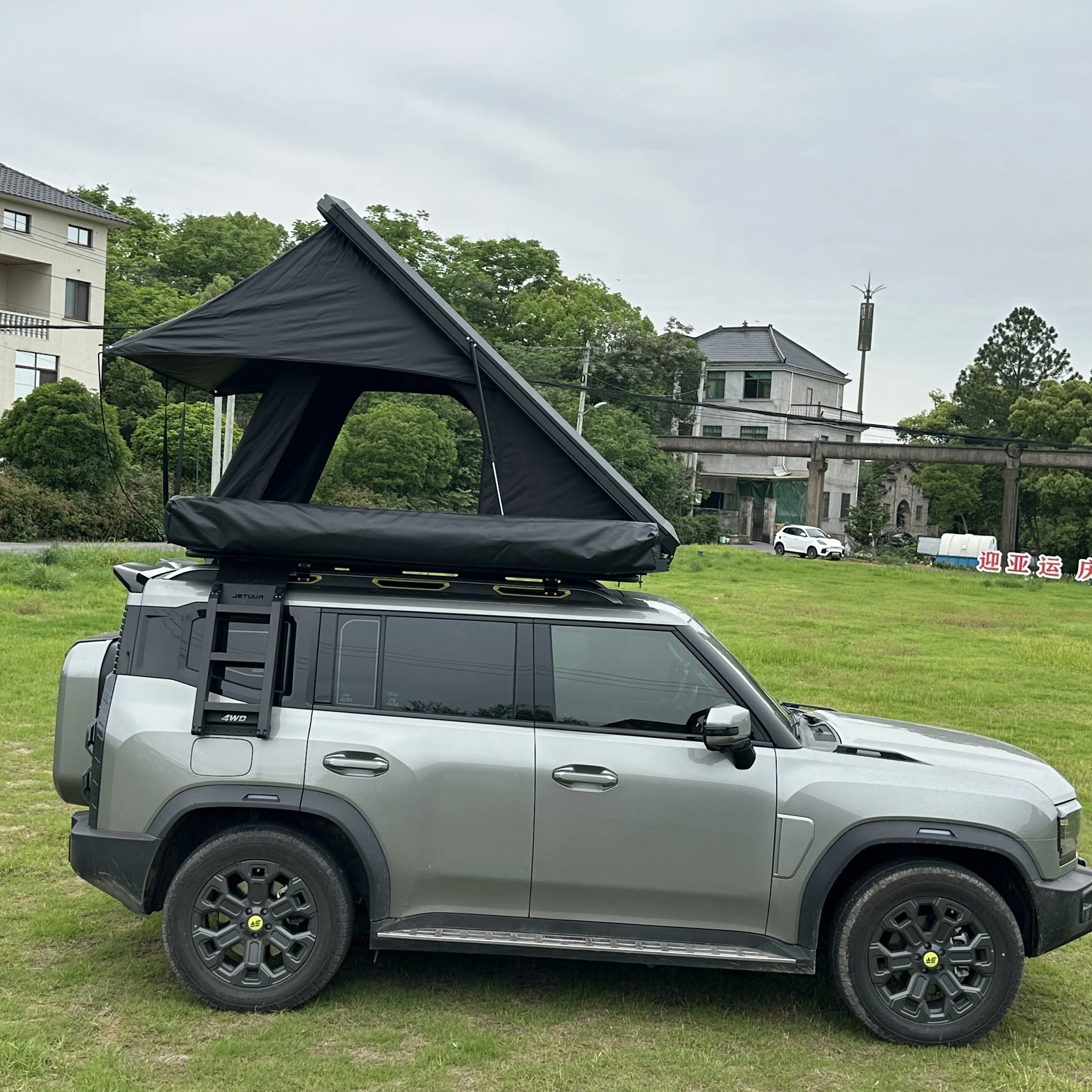 

Light Weight Rooftop Tent Aluminum Camping Car Roof Tent Hard Wall Hard Shell Roof Top Tent for Car