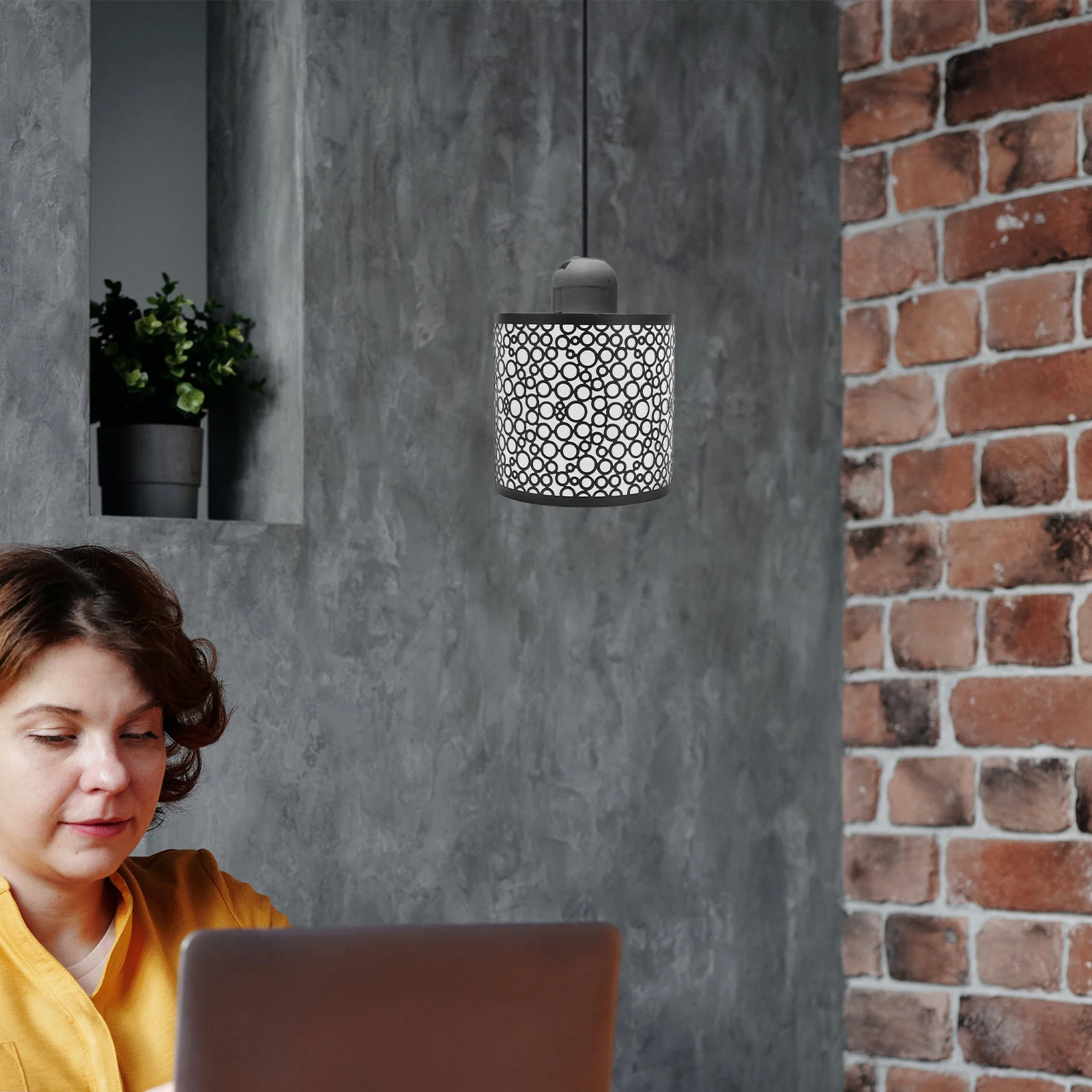 

Black Drum Iron Lampshade Modern Bedroom Pendant Ceiling Lamp Shade E27 Socket Durable Metal Lighting Accessory
