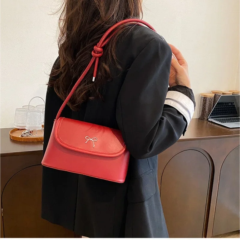 

Новая однотонная сумка для подмышек, кошелек для женщин, популярные девушки, милые сумки из искусственной кожи с бантом, женская винтажная сумка-мессенджер Y2k