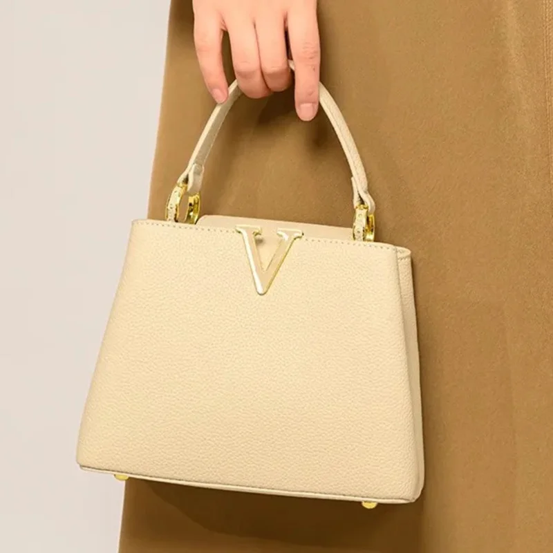 

2025 New Summer Versatile Women's Bag High-end Sense Exquisite Handbag Crossbody Commuter Women's Bag