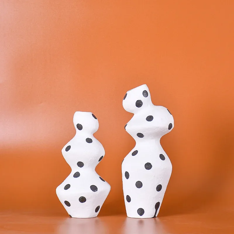 Ceramic Vase Black and White Dots Irregular Shape Flower Arrangement Handicraft Ornaments Home Decoration