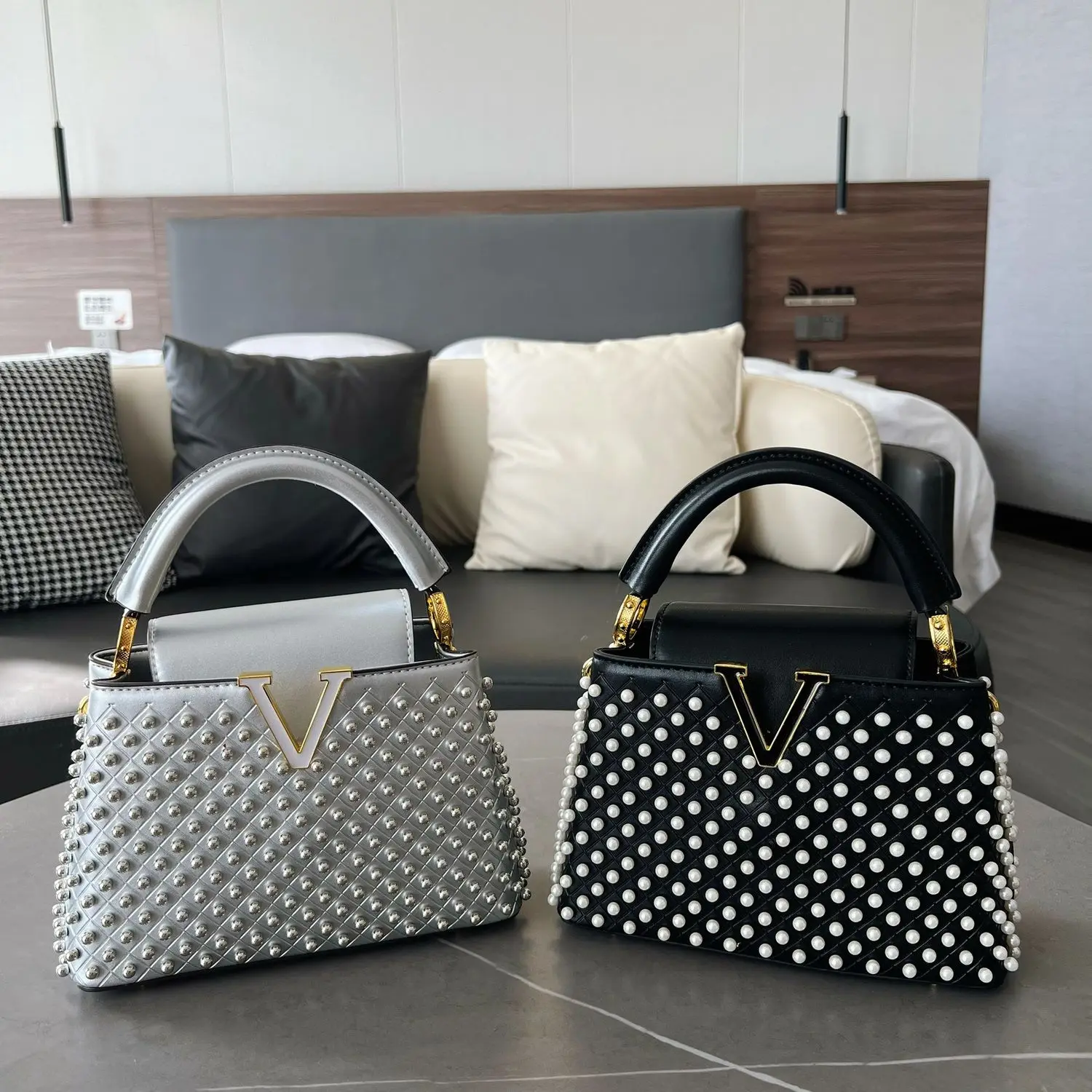 

Original New Handbag Pearl Stereo Bag Shoulder Cross Body Bag for Women Hot Selling