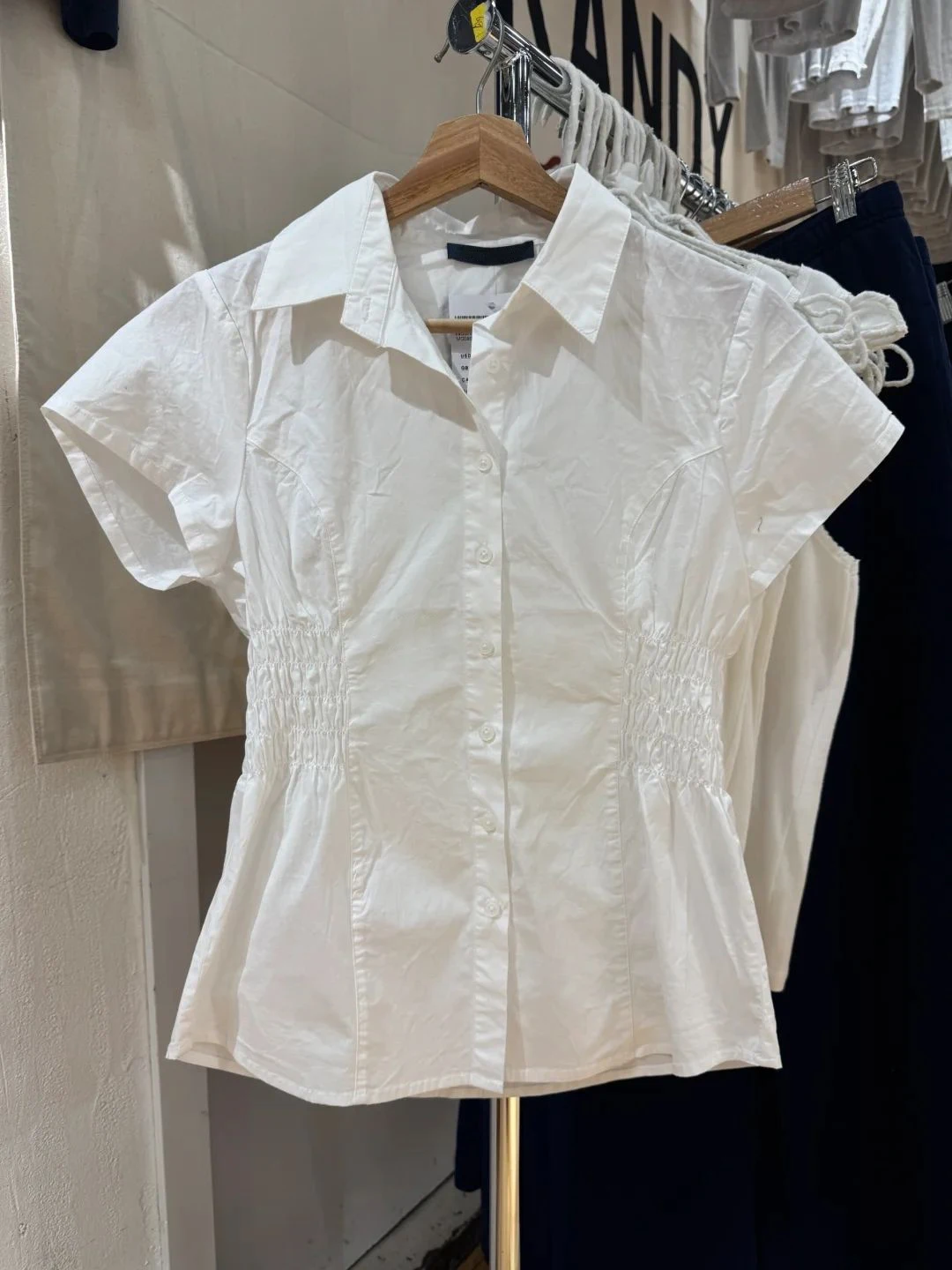 Witte elastische taille slanke T-shirt blouse dames kraag enkele rij knopen korte mouwen zomer preppy stijl zoete tees