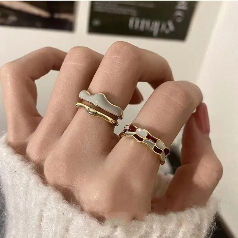 French Retro Enamel Irregular Gold Color Open Rings for Women New Trendy Double Deck Checkerboard Grid Rings Fashion Jewelry