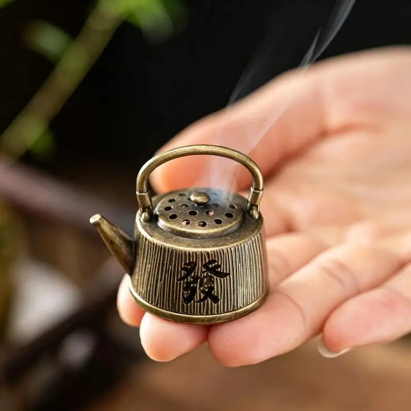 1 Stück Mini-Räuchergefäß aus antikem Messing und Zinklegierung mit kompaktem Lotus-Basis-Design für Meditation, Yoga und Aromatherapie zu Hause. – Detail 11