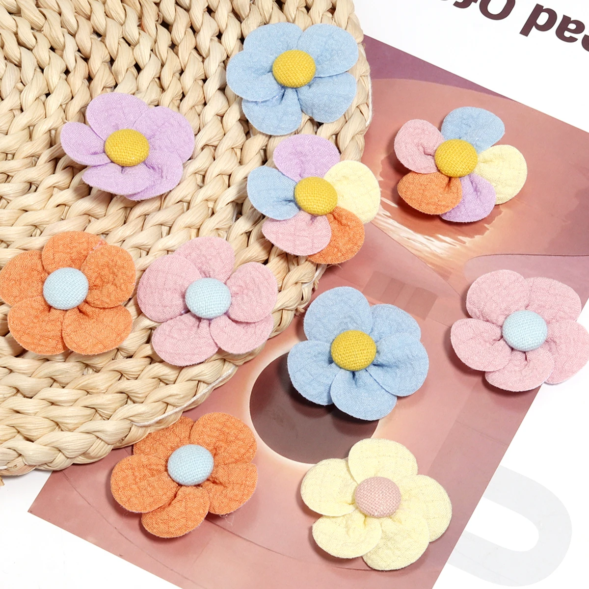 10 pz/lotto tessuto fiore Applique simpatici girasoli con bottoni petali patch per copricapo fai da te abbigliamento bambini forniture per lavori