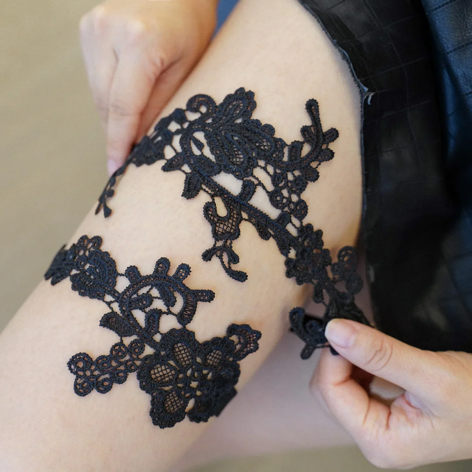 

Черные свадебные подвязки из 2 шт./компл., кружевные свадебные подвязки, эластичные цветочные подвязки для невесты