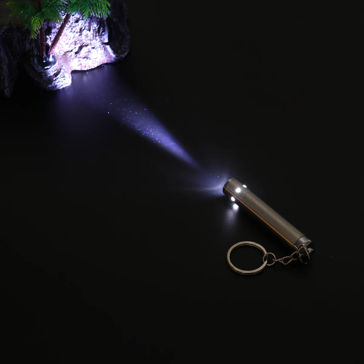 

5 Pcs Flashlight Mini Keychain Flashlight Led LED Torch Portable Stainless Steel Durable Outdoor Camping Biking