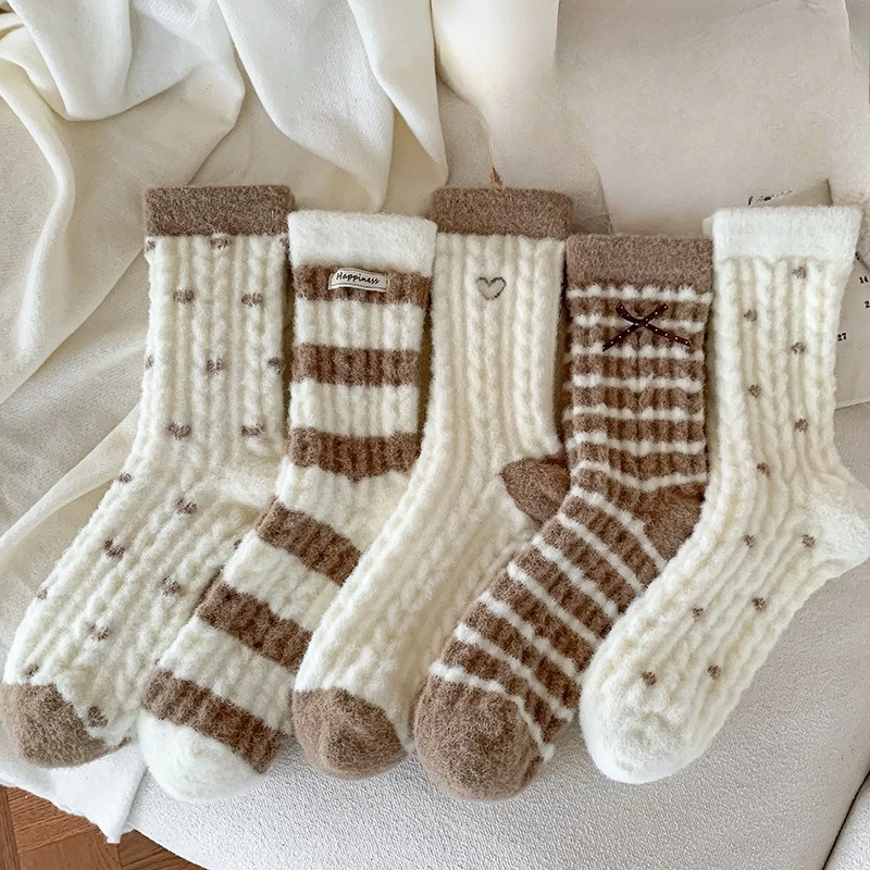 1/5 Paar dicke warme Mittelrohrsocken für Damen im Herbst und Winter, einfache, bequeme, vielseitige Freizeitsocken