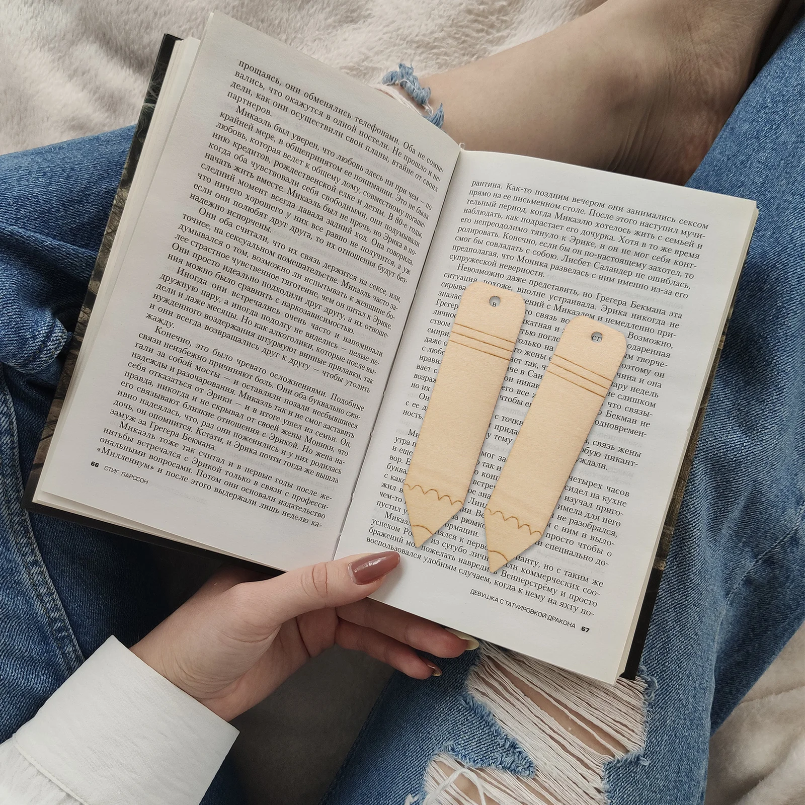 

20Pcs Wood Pencil Bookmarks Blank Unfinished DIY Painting Craft Tags Hanging Hole for Reading Gift Decoration Wooden Bookmarks