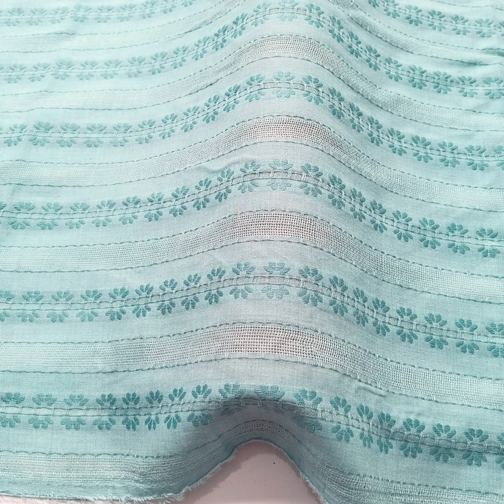 1 Meter x 1,4 Meter Blumen-Jacquard-Baumwollgaze-Stoff für Hemden im Sommer – Detail 5