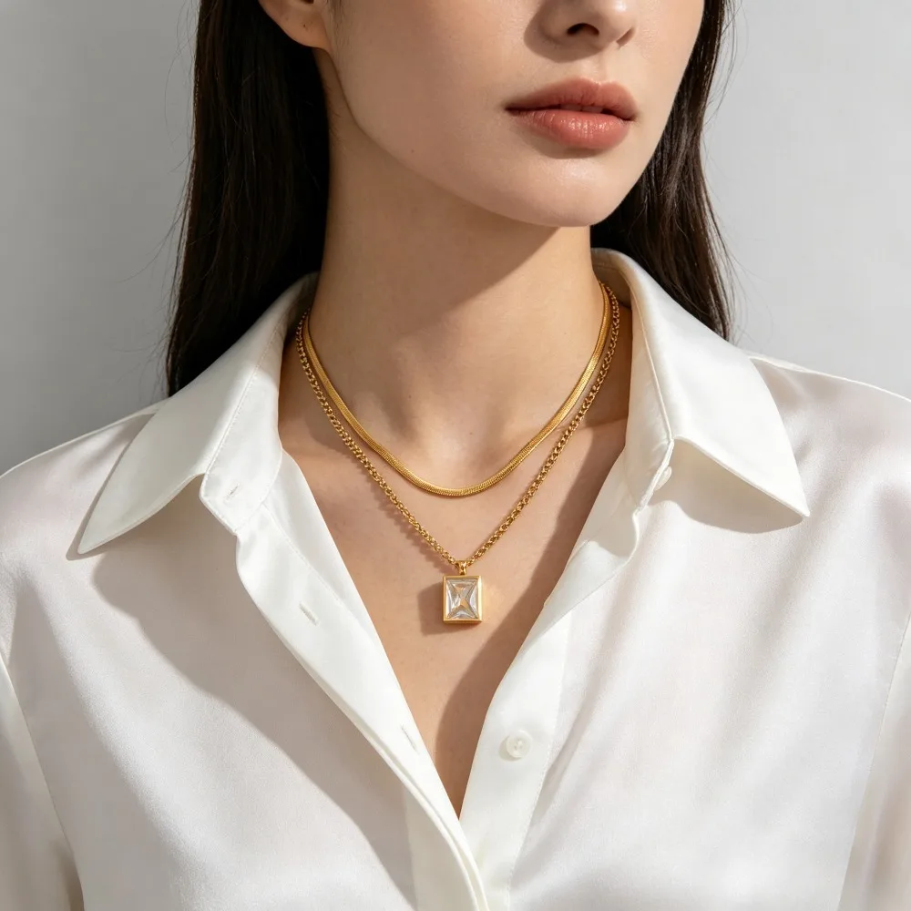 1Pc Simple Modern Light Luxury Style Double-Layered Gold Clavicle Chain for Daily Commuting and Workplace Use, Romantic Dates and Gatherings, Important Meetings and Social Events, Birthdays, Valentine's Day, Anniversaries, Graduation Ceremonies, Double-Layered Necklace, Clavicle Chain, Unisex