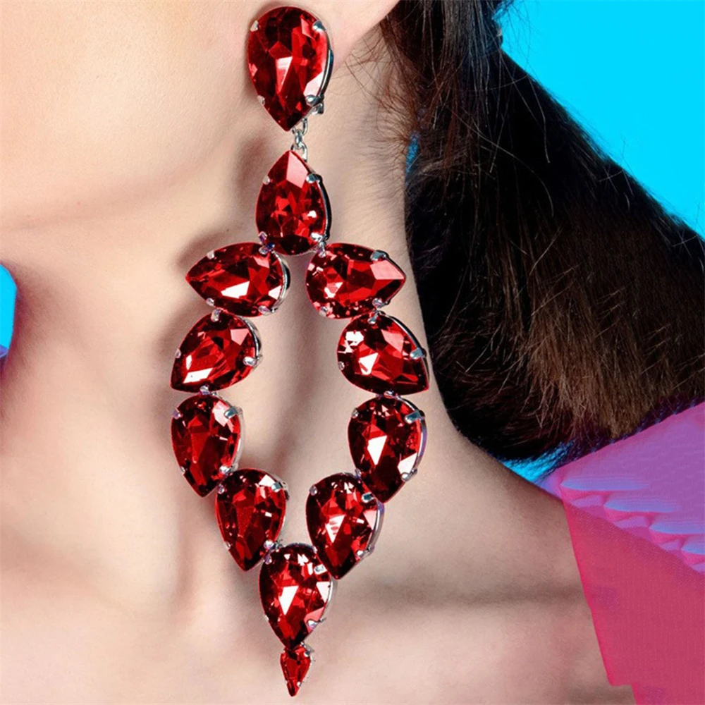Pendientes de diamantes de imitación grandes rojos brillantes, joyería de moda para mujer, bola romántica, fiesta, pendientes de cristal ahuecados, accesorios de joyería