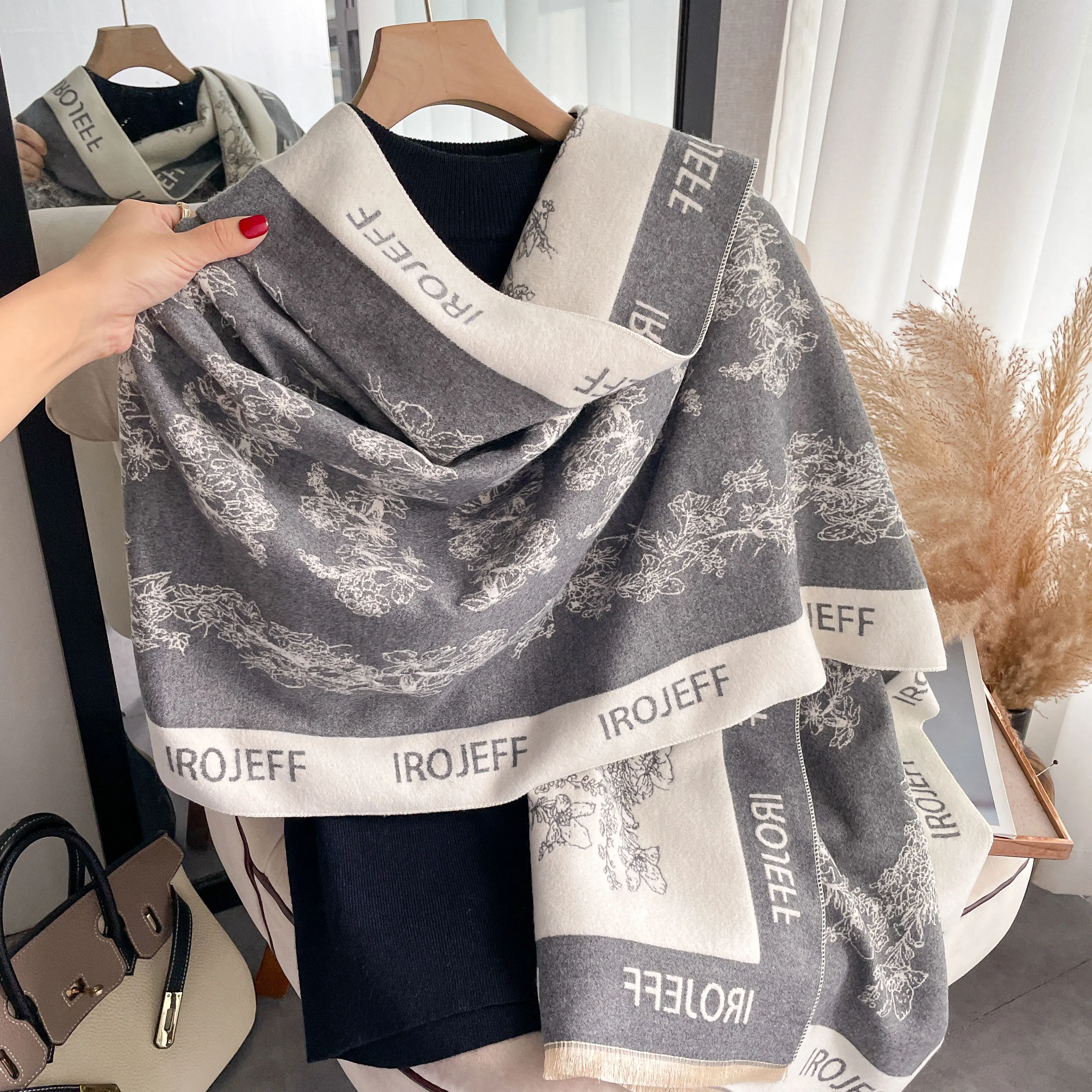 Luxury Brand Winter Cashmere Scarf Women 65x180cm Female Warm Pashmina Shawls Wrap Scarves Blanket Thick Ladies Bufanda Design