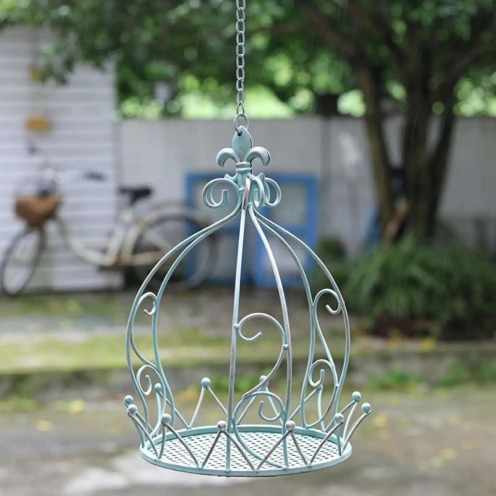 Crown Hanging Planter Outdoor Use Iron Hanging Basket Ornamental Design Crown Plant Holder for Balcony, Patio