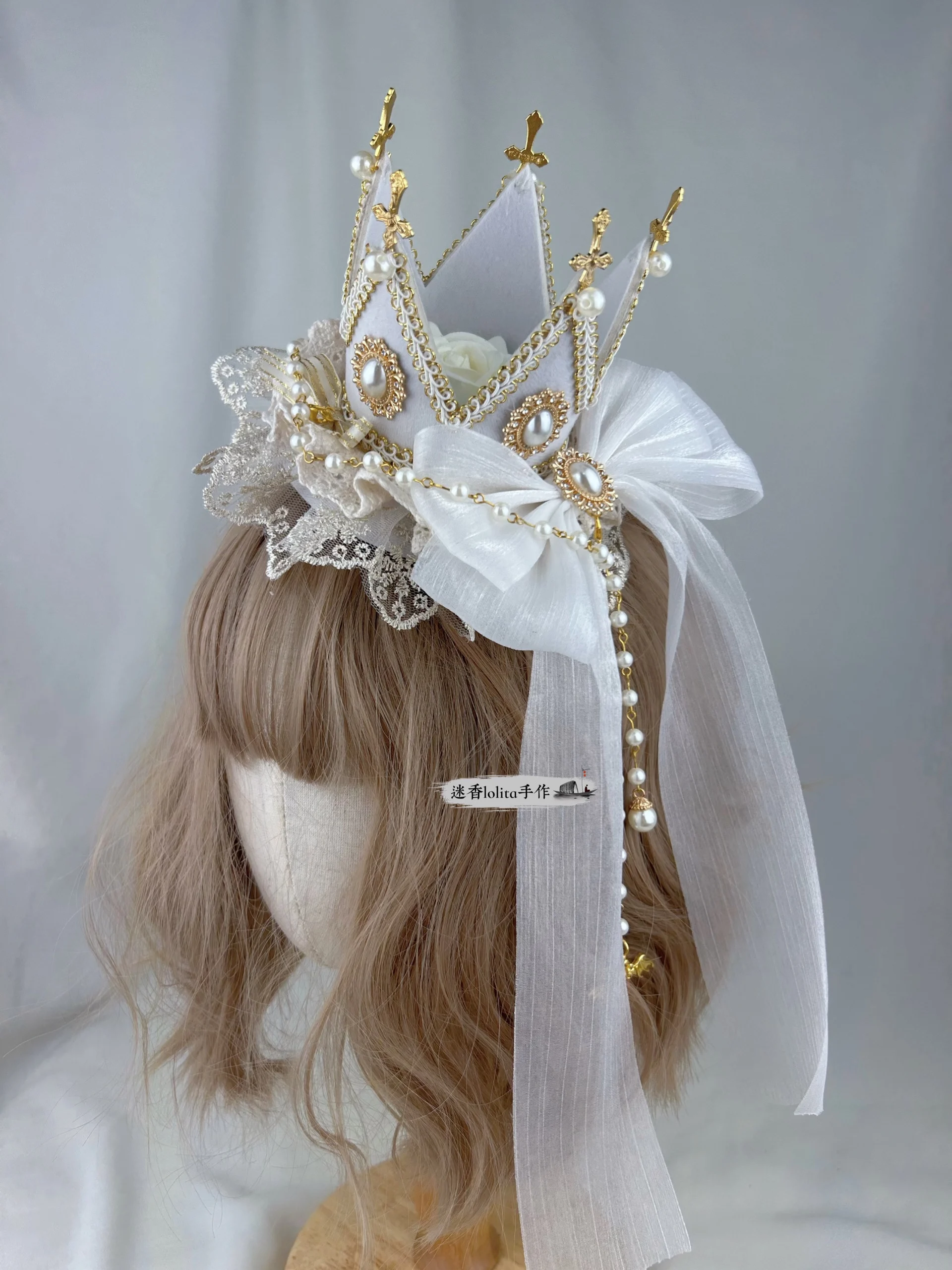 ゴージャスなウェディングヘアアクセサリーロリータローズクラウンデザインヘアピンオリジナルロリータコートエレガント帽子パーティーアクセサリー