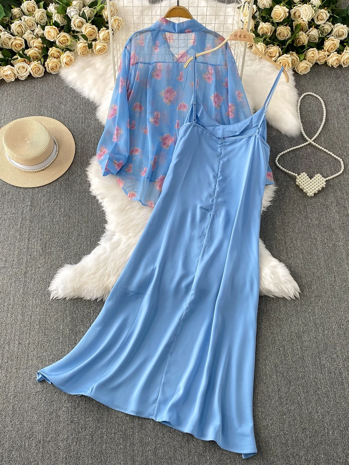 Biru Muda Motif Bunga Panjang Sve Pelindung Matahari Irt Jaet Satin Longgar Pelangsing Panjang Dr Dua Potong Set untuk Wanita Muda