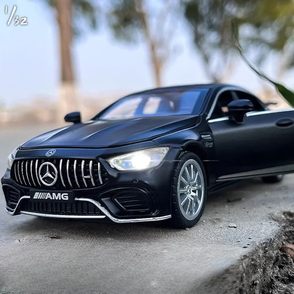 1:32 mercedes-benz gt63 v8 liga diecast simulação modelo de carro brinquedo corpo metal som luz puxar para trás veículo para meninos coleção