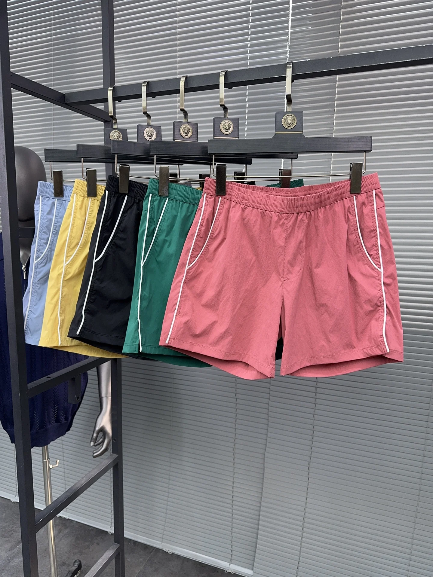 

Svip American Sle Boxing orts Men's Summer Faion Layered Roll Cool Breathable Speed Casual orts Loose Fit Straig...