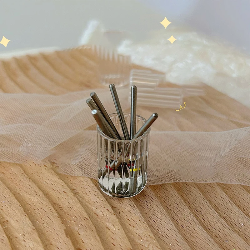 Hot Sale 1pc Nail Cup Crystal Cup Acrylic Liquid Bowl Holder Wash Nail Pen Dish Dappen Manicure Tool