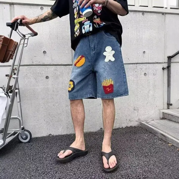 

Летние мужские джинсовые шорты большого размера в американском ретро-стиле с мультяшной вышивкой, свободные, прямого кроя, широкие, длиной до колена