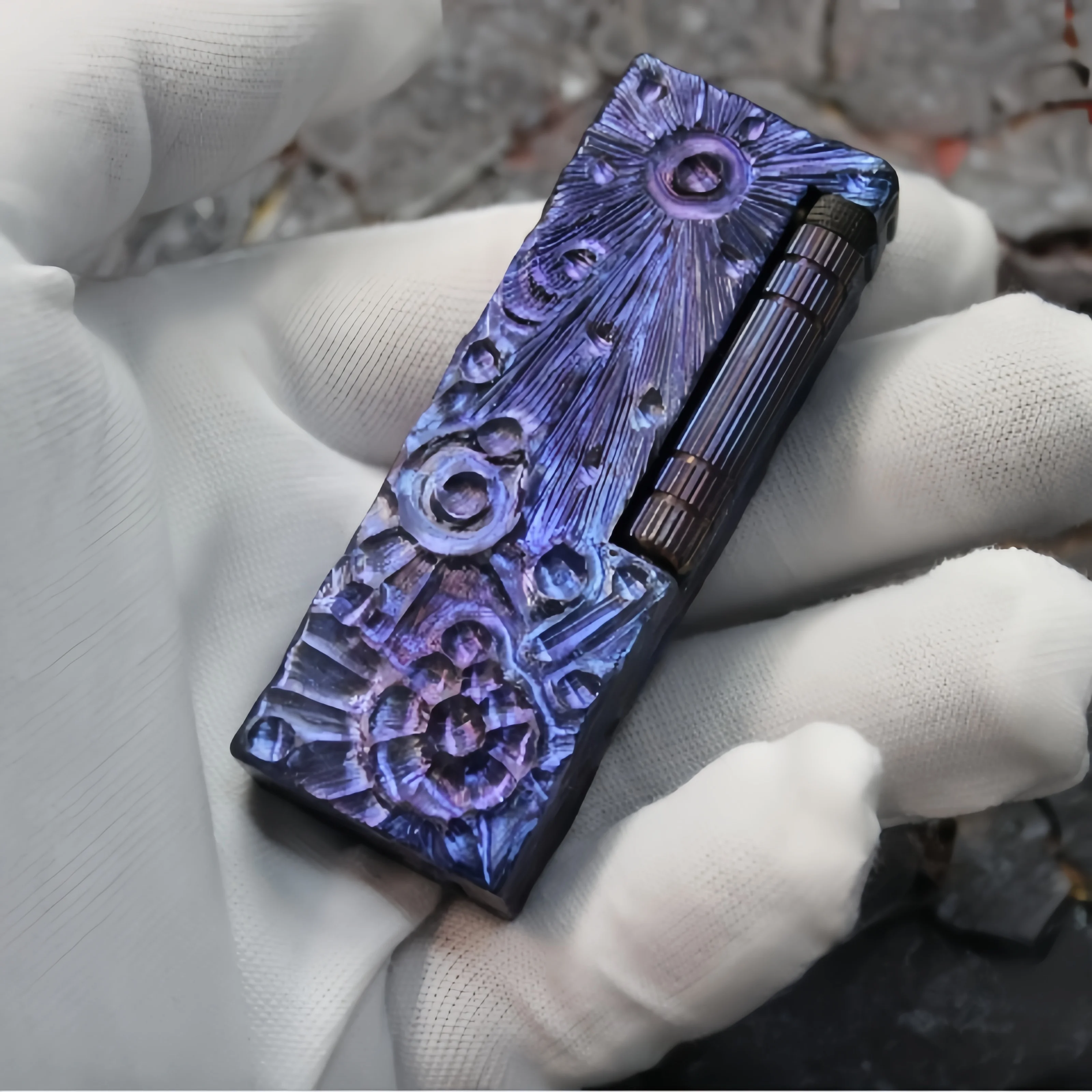 

Titanium alloy limited edition, hand carved, collectible grade lighter, high-end gift cigarette accessories,handmade lighter