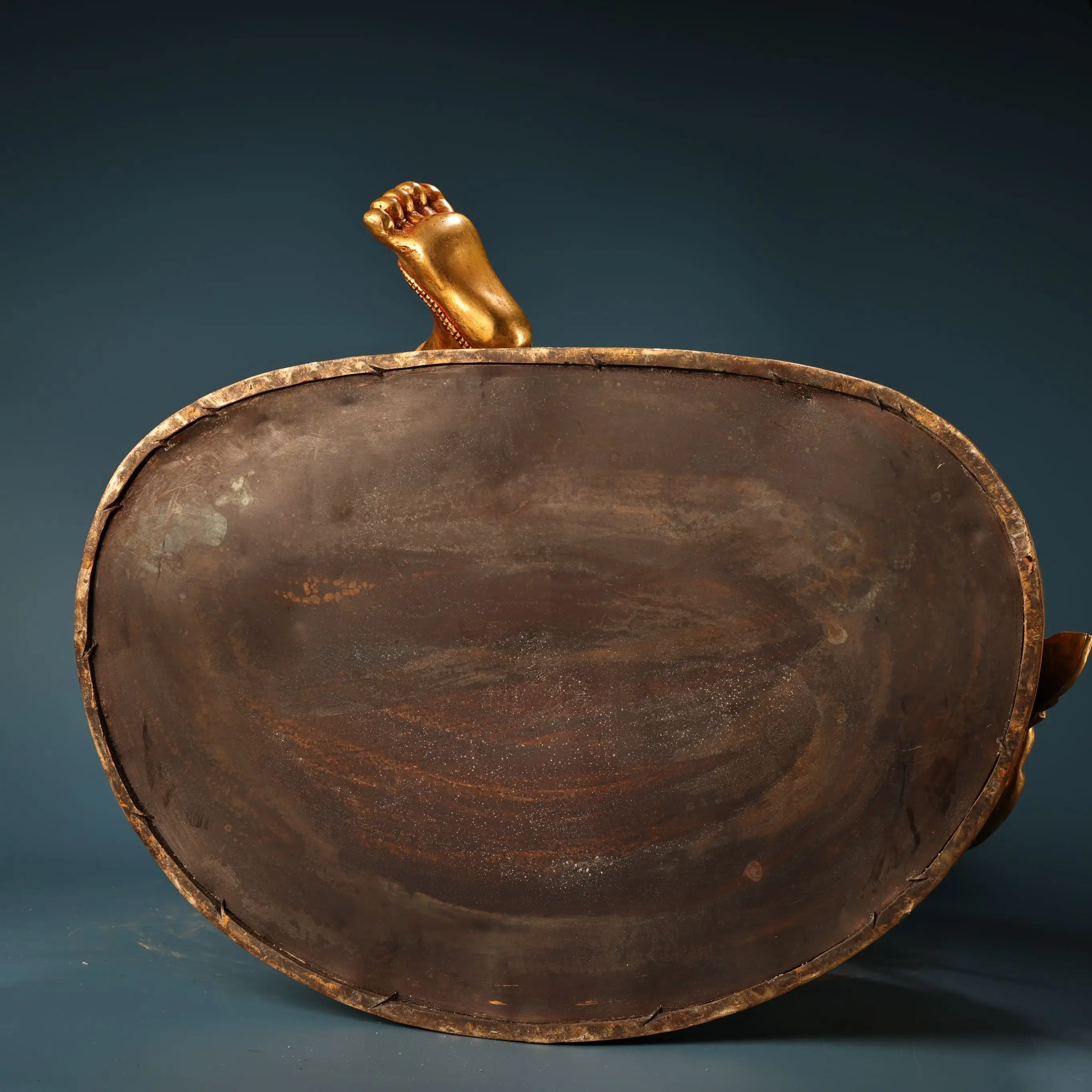 

23-дюймовый немецкий народный старый фиолетовый бронзовый позолоченный высокий рельефный зеленый Тара сидящий Будда Двойной лотос Терраса Зал поклонения