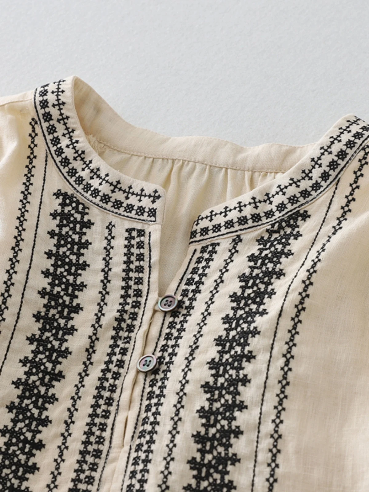 Japanische Sle Loose Linen irt Damen V-Ne bestickte lässige, faionable Top Pendlerfreundliche Ele trendige Bluse