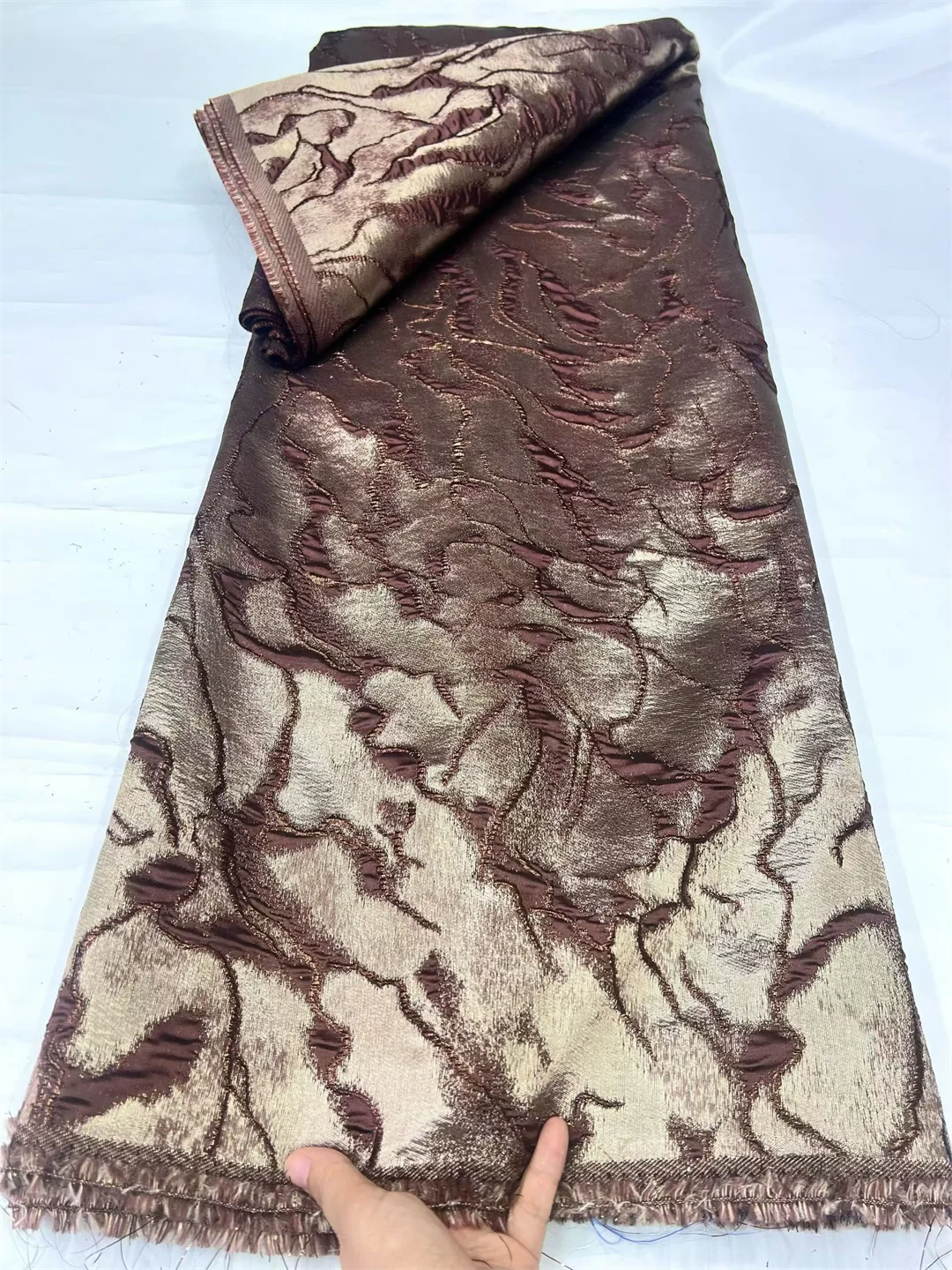 2026 Latest Nigerian Organza Brocade Lace Fabric French African Gilding Jacquard Lace Fabric for Women Party Dresses,5yards