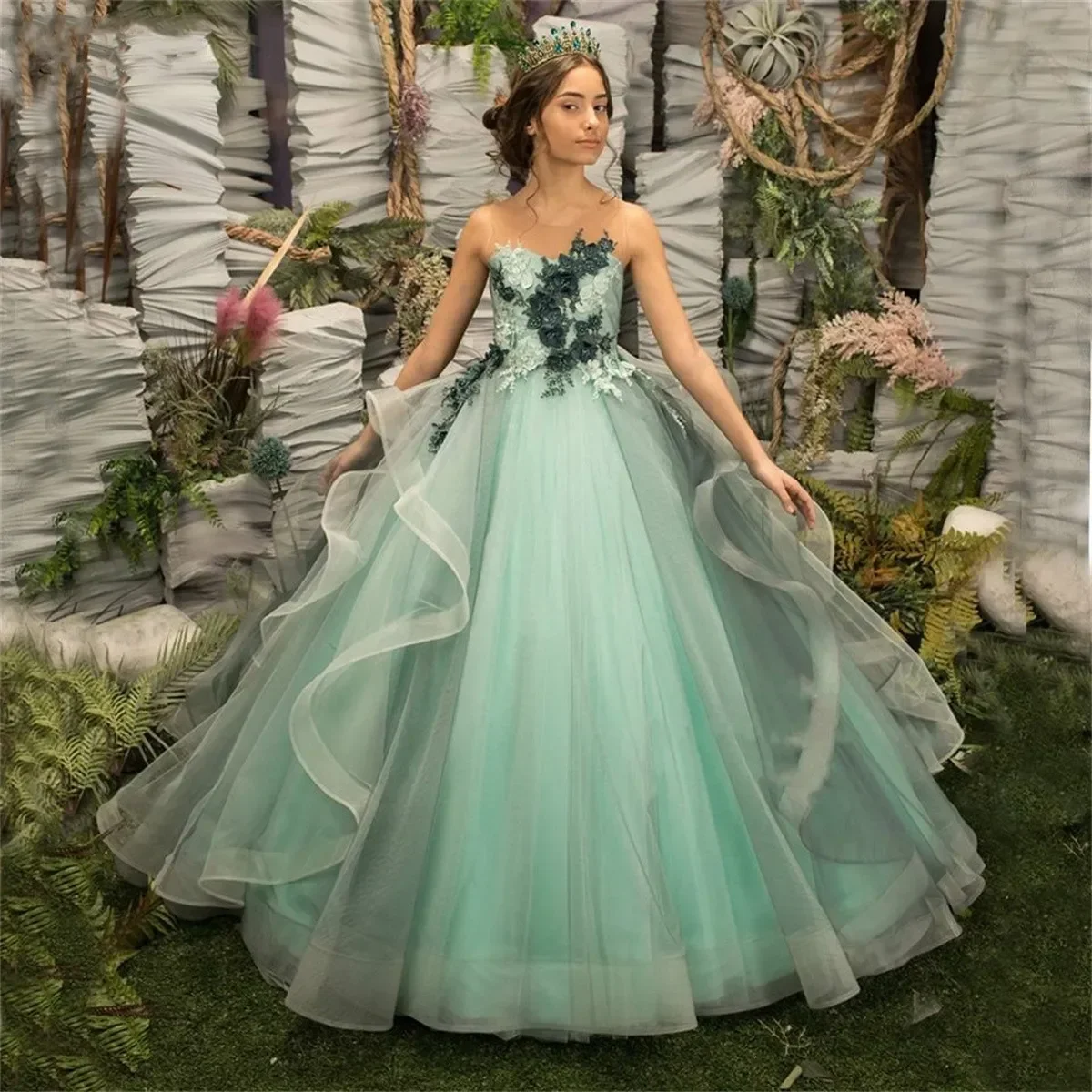 

Elegant Mint Green Sleeveless Tulle Ruffles Flower Girl Dresses For Wedding Princess Lace Appliques First Communion Gowns