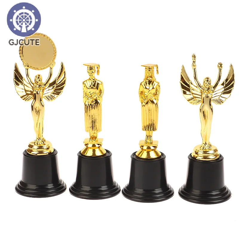 1Pcs Mini Plastic Male Female Doctoral Scholars Trophy Cup Prize Cup Early Educational Toys Reading Learning Award Gifts