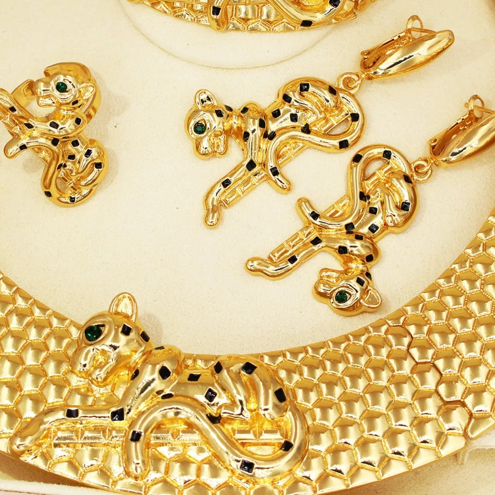 Luxury 18K Gold Plated Big Jewelry Set Leopard Necklace Chunky Bangle Bracelet Animal Shape Earring Ring Dubai Jewelry Gift 2025 view 4