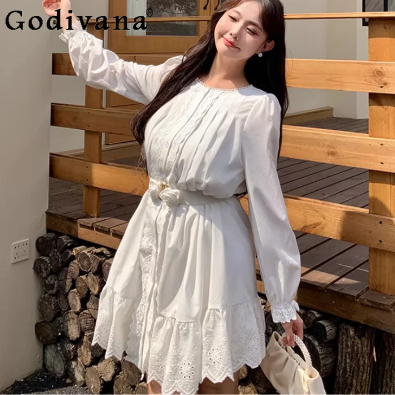 

Spring Autumn Large Size Women French Court Retro Rose Lace Dress Fashion High Waist A-line Crew Neck White Long Sleeve Dresses