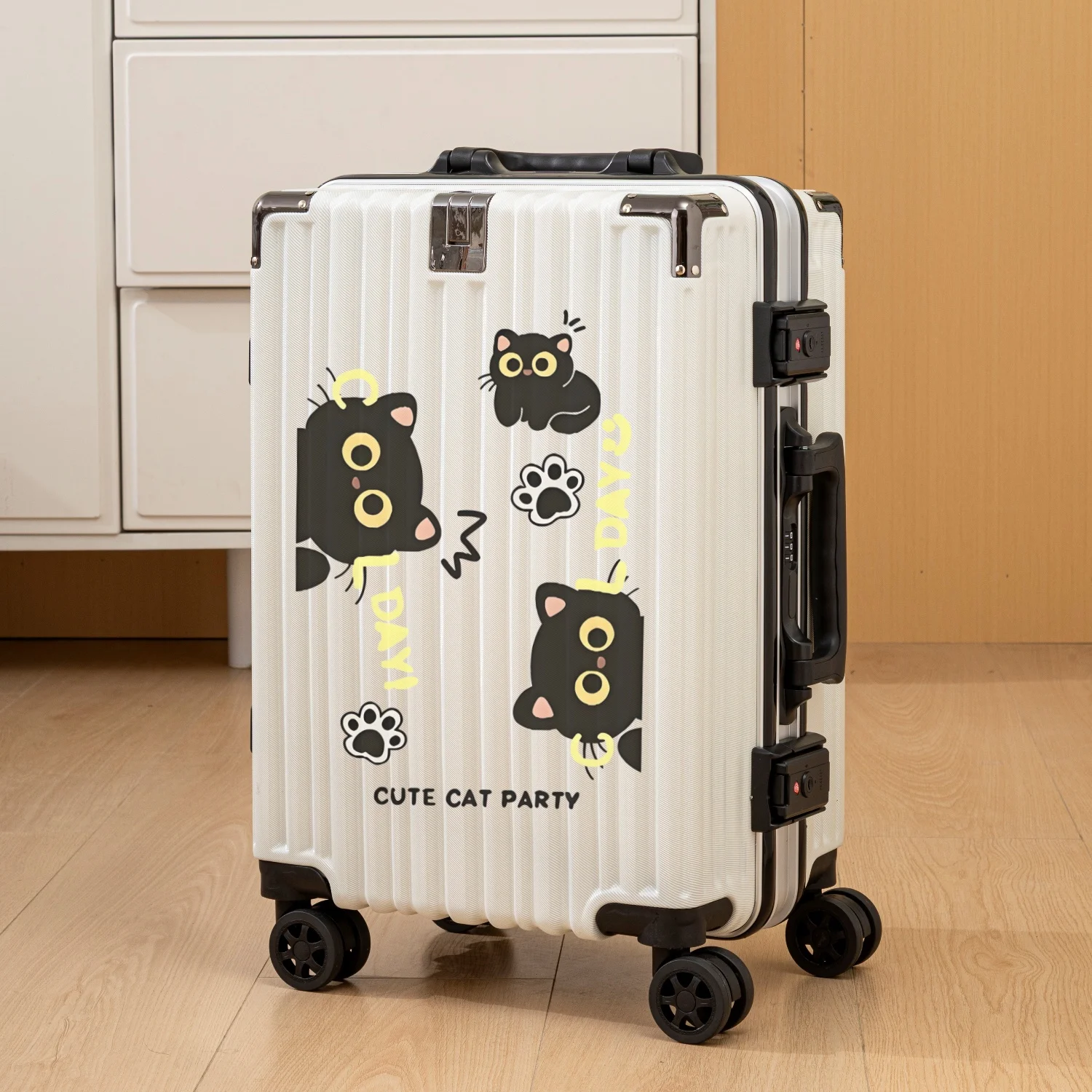 new-cartoon-luggage-suitcase-universal-wheel-carry-on-bag-unisex-password-box-cute-student-bag-boarding-travel-bag