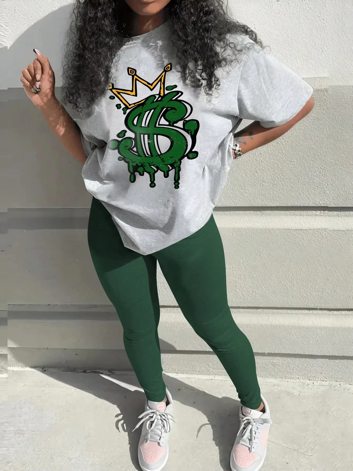 Green Dollar Sign Crown Graphic T-Shirt, Dripping Money Print with Gold Crown, Streetwear Tee for Hip Hop & Urban Fashion Lovers