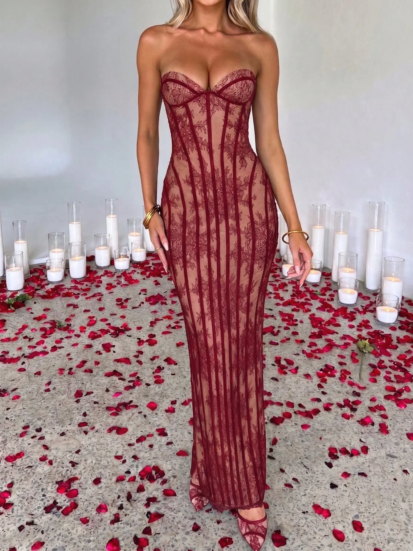 Sommerliches, besticktes, florales, rotes Spitzen-Maxikleid, langes, elegantes, sexy trägerloses Bodycon-Kleid mit Schlitz für Damen, modisch für Abendpartys