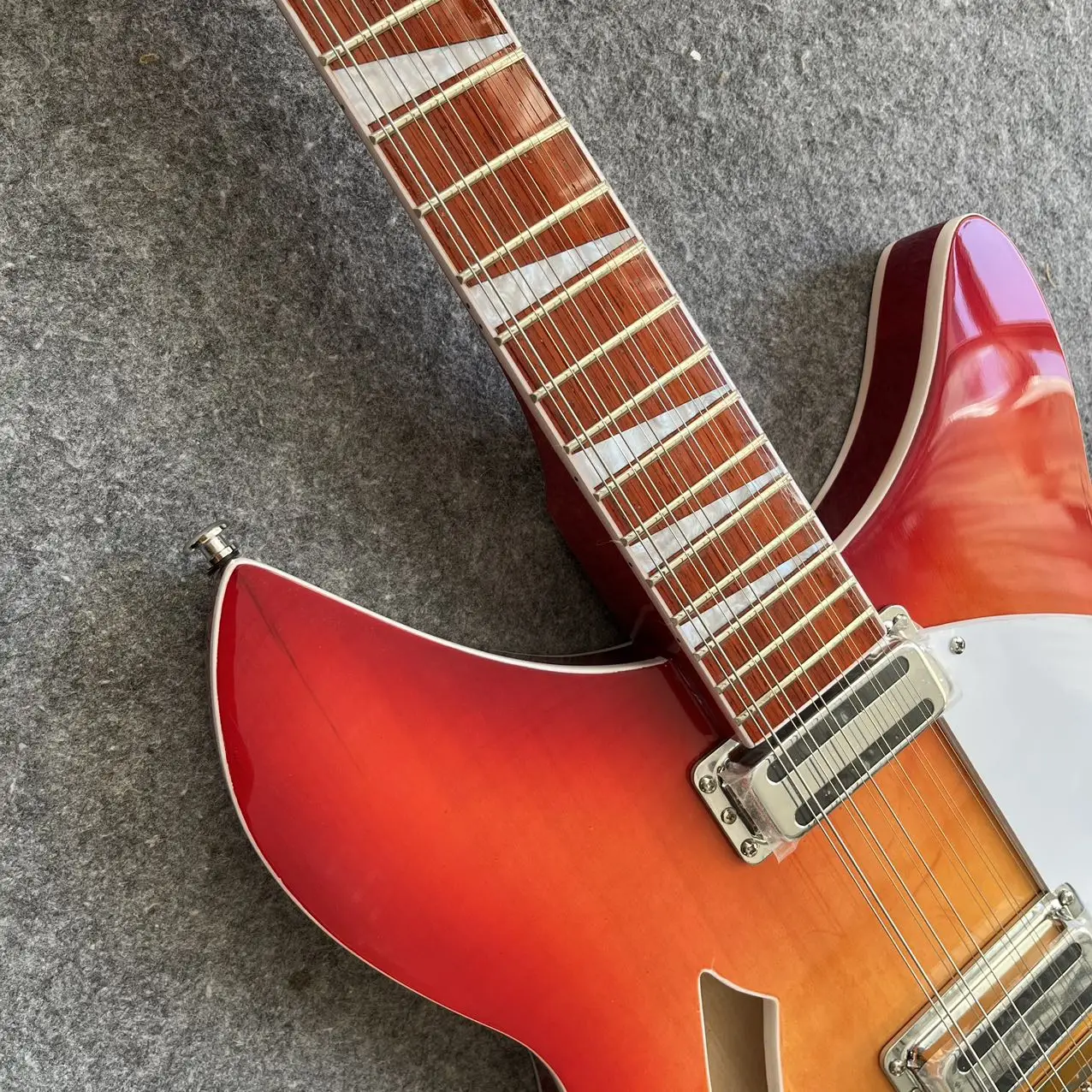 12 Strings 360 Electric Guitar Sunset Tiger Pattern HH Pickup British Retro Rock Surfing Rock Performance Artifact Free Shipping