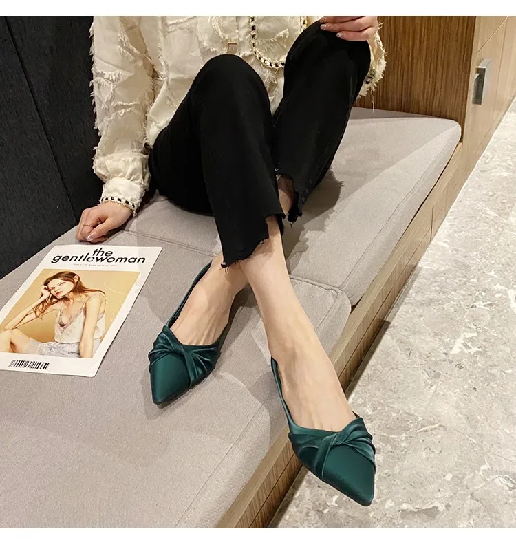 Sweet Single Shoes Women's New Flats Pointed Toe Soft Sole Slip on Loafers Shallow Mouth Zapatos De Mujer Summer Ladies Flats