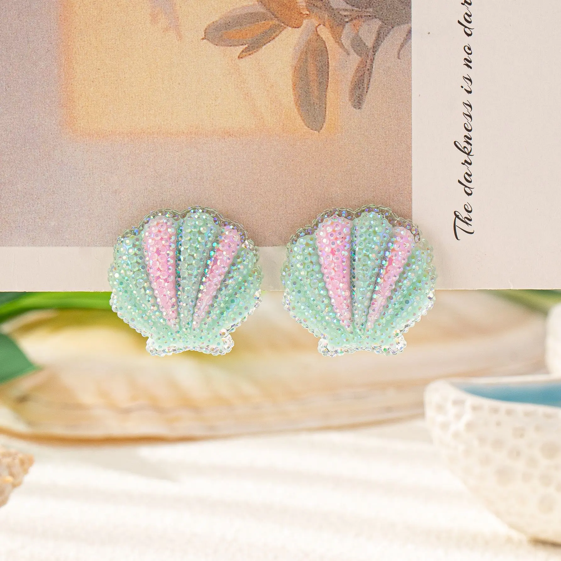 Hot selling Seashells Exaggerated Earrings for Women Exquisite Blue Beach Starfish Earrings Post Wholesale