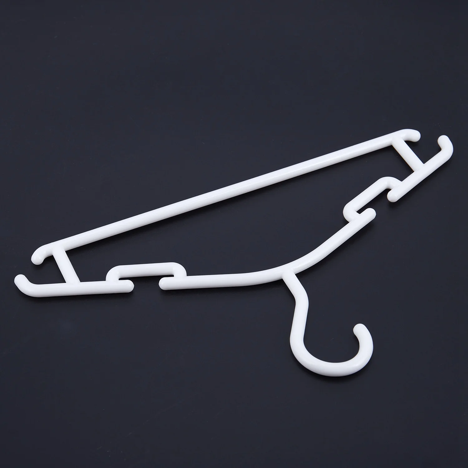 RIRI WHITE – Packung mit 10 Stück Kleiderbügel, rutschfeste Kleiderbügel für Kinderkleidung, PP-Kleiderbügel für Babys oder Kinder, 27 x 15 cm