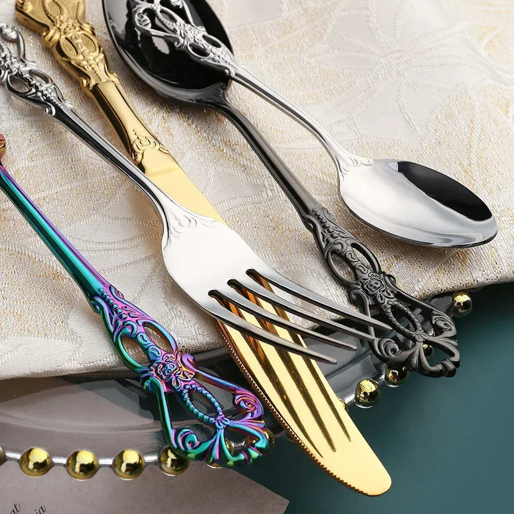 4pcs Gold Stainless Steel Cutlery Set Royal European Spoon Fork and Steak Knife Retro Hollow Design Dinnerware Luxury Tableware