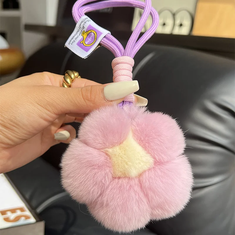 

Colorful Cute Flower Keychain Charm Chains for Women Korean Style Fresh Rabbit Fur Key Chain Key Ring Bag Key Pendant Accessory