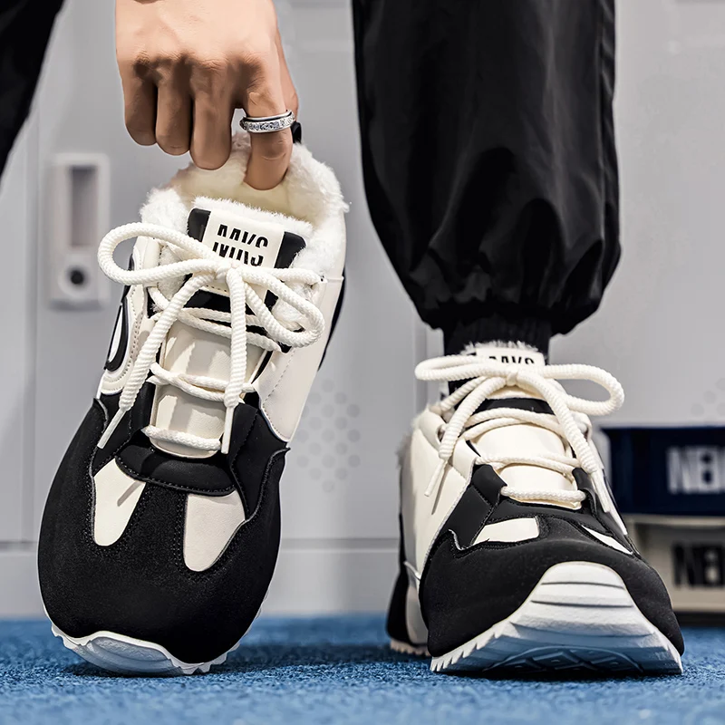 

New Men's Retro Thick Bottom Casual Running Shoes Fall Winter New Style Black White Dad Shoes Trendy High Help Boots Size 39-44