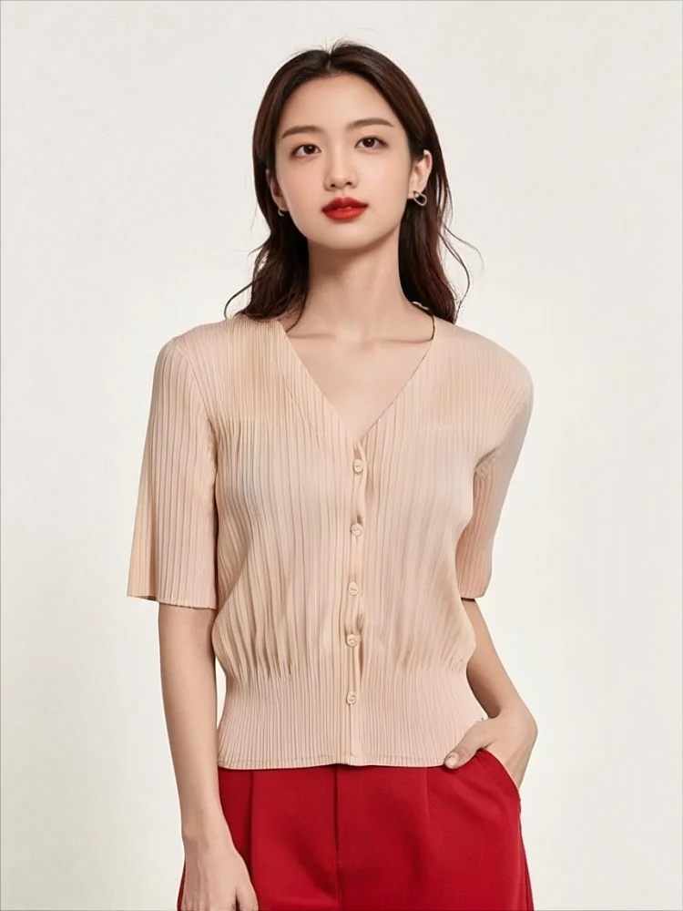 

Miyake Pleated 2025 Spring and Summer Simple V-neck Sweet Cardigan Female Thin Solid Color Versatile Short-sleeved Jacket Blouse