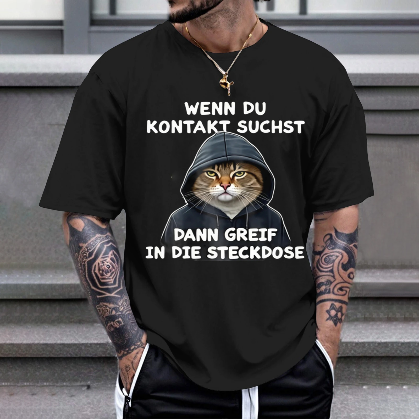 Herren-T-Shirt „If You Are Looking For Contact Then Grab The Socket“ – Perfekt für Freizeitkleidung, Partys und Karneval-Outfits