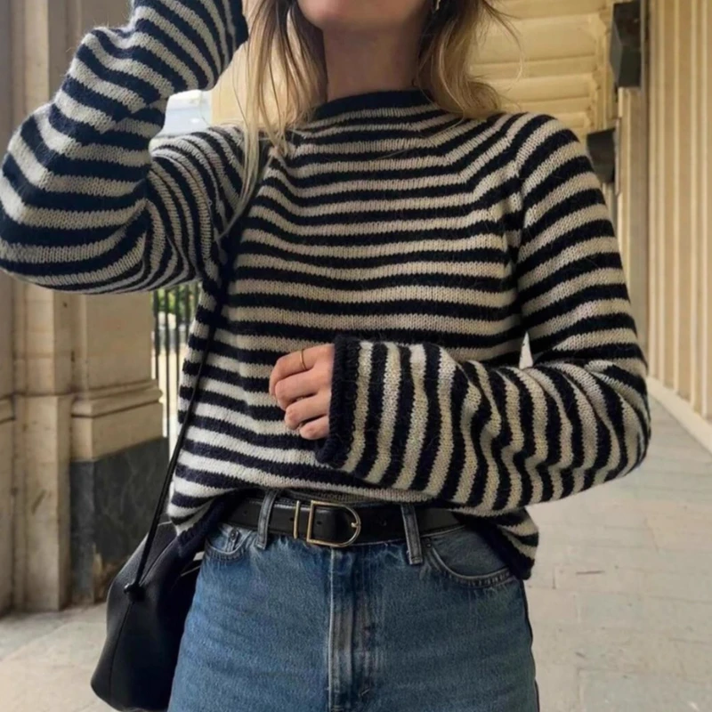 

2025 Autumn and Winter New Product Simple Contrasting Striped Crew Neck Knitted Pullover Sweater