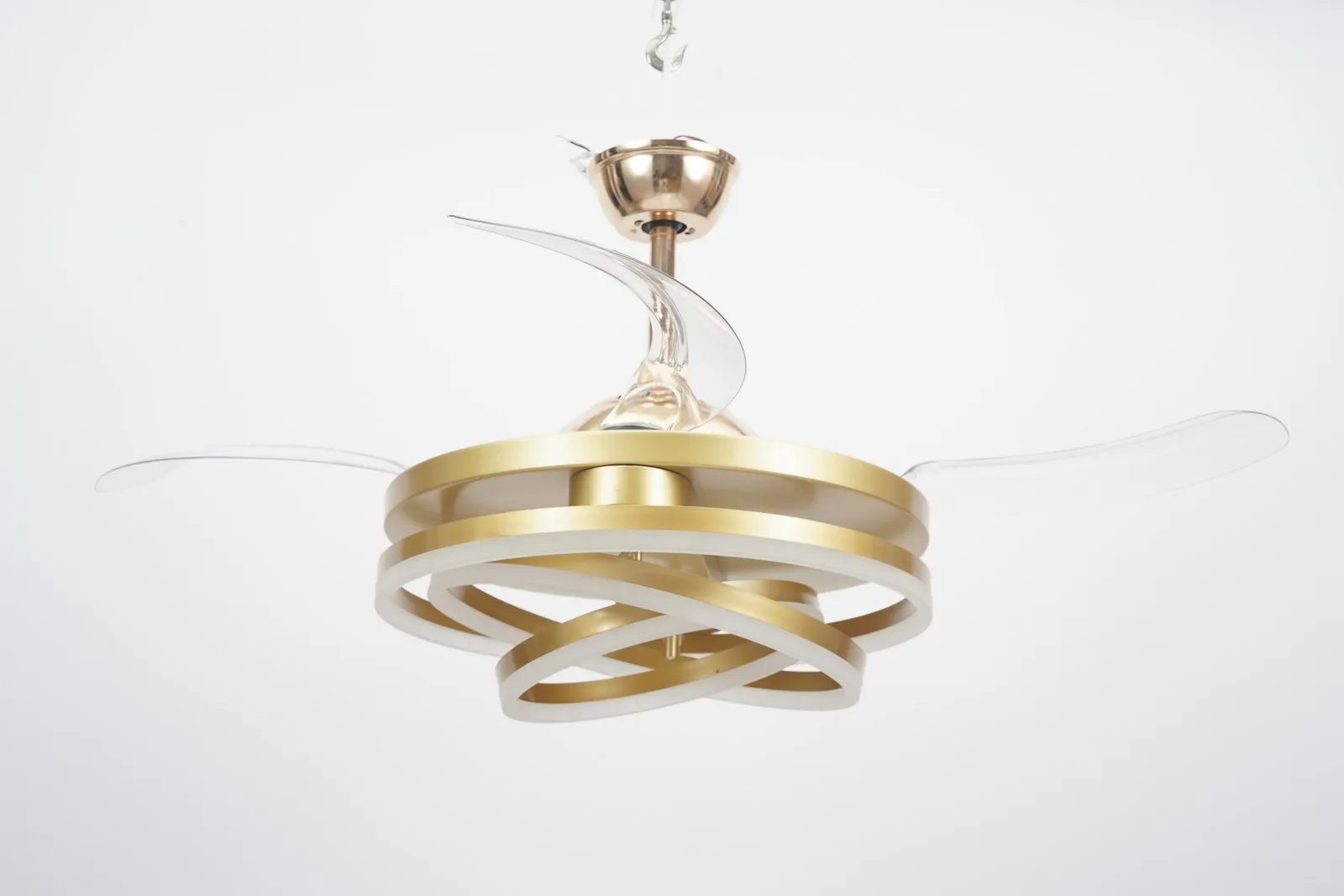 

Retractable Ceiling Fan Light Chandelier with Remote Control