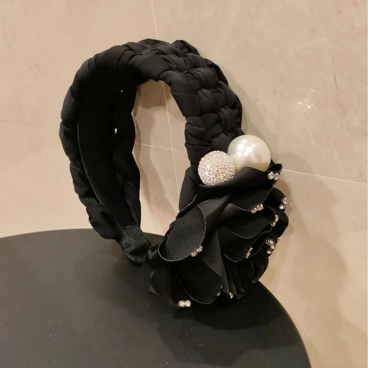 Original Classy Small Fragrance Style Luxury Heavy Industry Pearl Braided Bows Headband Full of Diamonds Flower Headdress